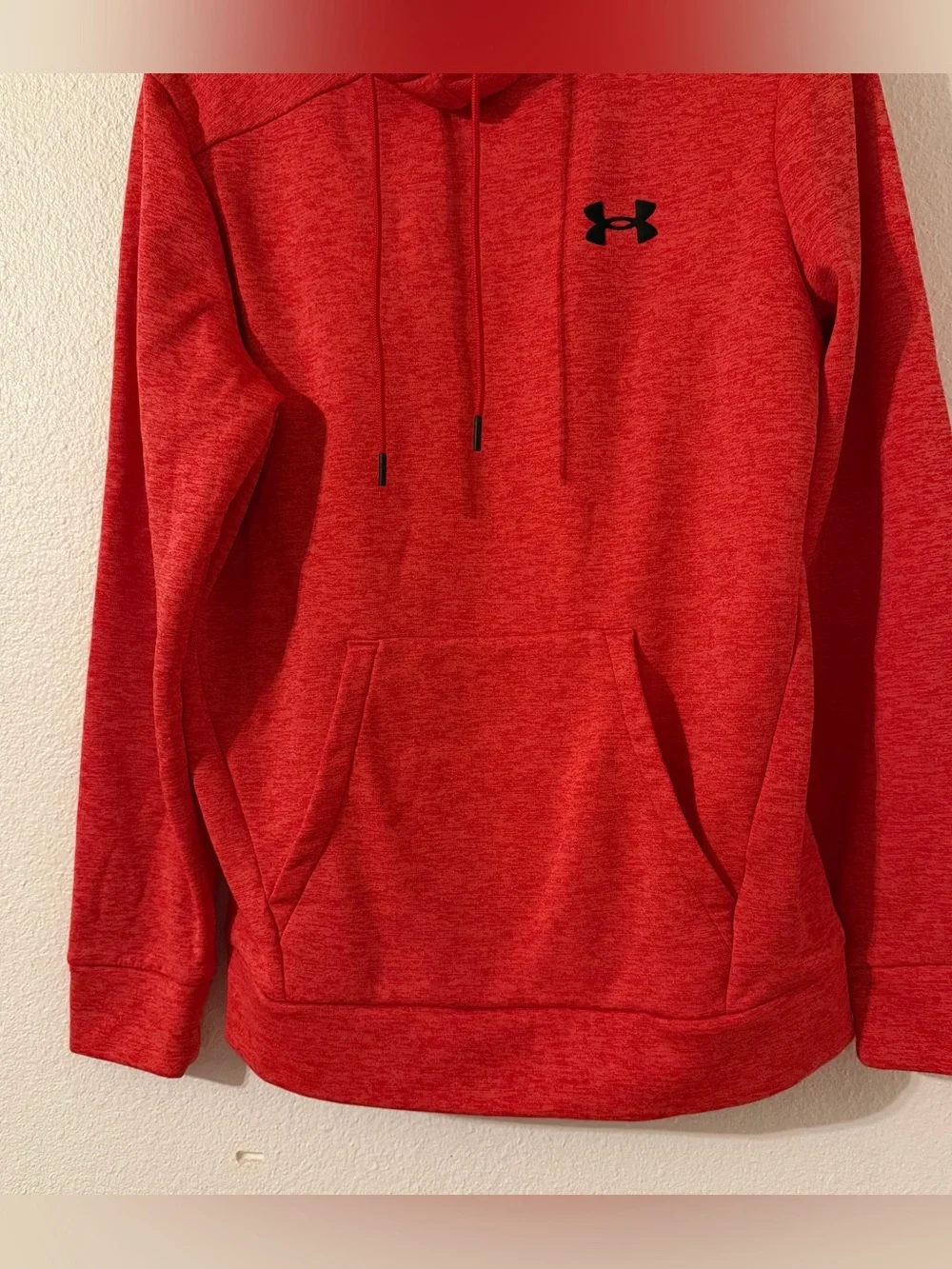 Under Armour Pullover Hoodie Mens Sz Small Fleece Twist Red Loose Fit Drawstring